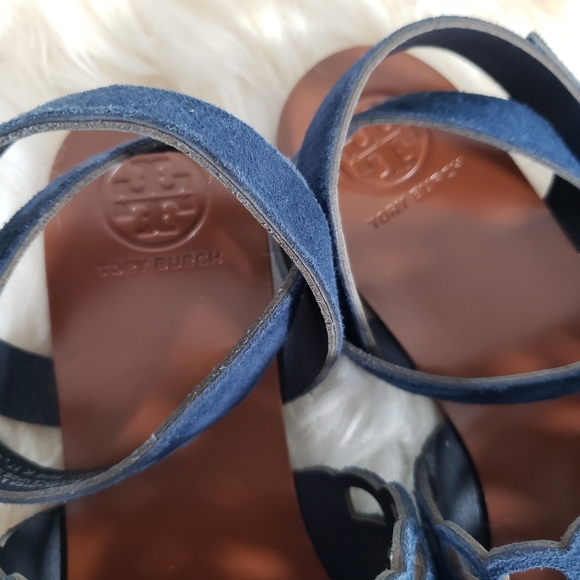 Like New Tory Burch May Perforated Navy Open Toe Suede Ankle Strap Sandal Sz 5.5 - Picture 9 of 10